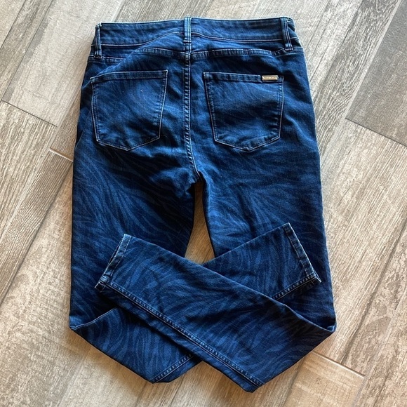 White House Black Market Womens Mid Rise Blue Zebra Print The Skinny Jeans 6 - Picture 2 of 8